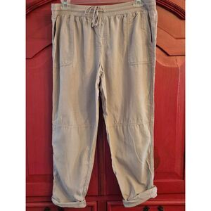 Maurices Size 16 Mauve Roll Bottom Pants Capris Pink Spring Summer Weight EUC